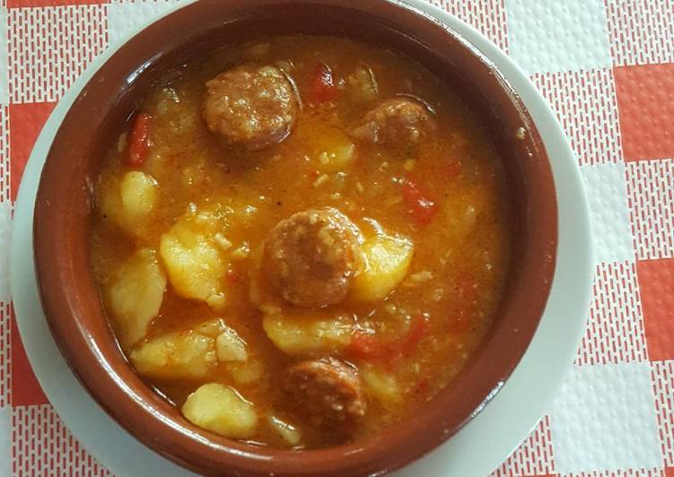 Cazuela patatas con chorizo