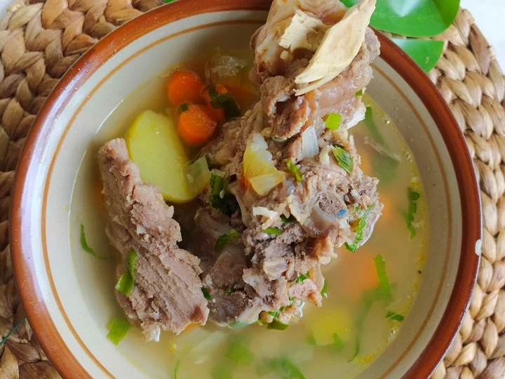 Cara Mudah Menyiapkan Resep Sop Tulang Sapi yang Bisa Manjain Lidah Anti Ribet, Uenak Banget
