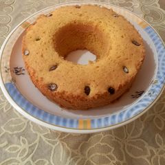 A picture of Vanilla cake with raisins🎂 🎂.