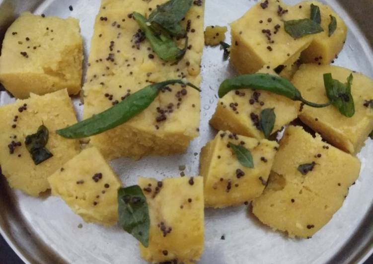 Recipe of Super Quick Homemade Rava besan instant dhokla