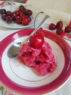 Foto di Gelato super facile alle ciliegie bimby 🍒 senza gelatiera