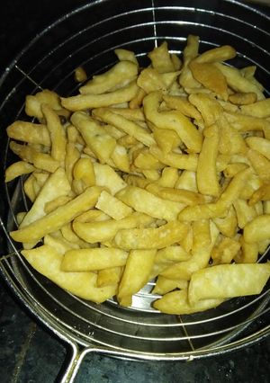 A picture of Nimki ya namkinpare.