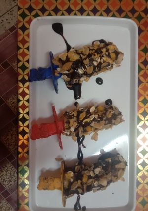 बनाना पॉप्स (banana pops recipe in Hindi) रेसिपी मुख्य फोटो