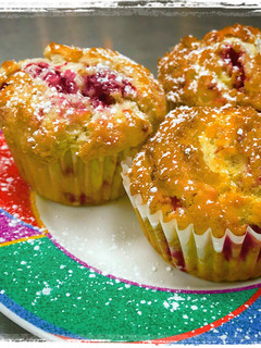 A picture of Sugar-Crusted Raspberry Muffins.
