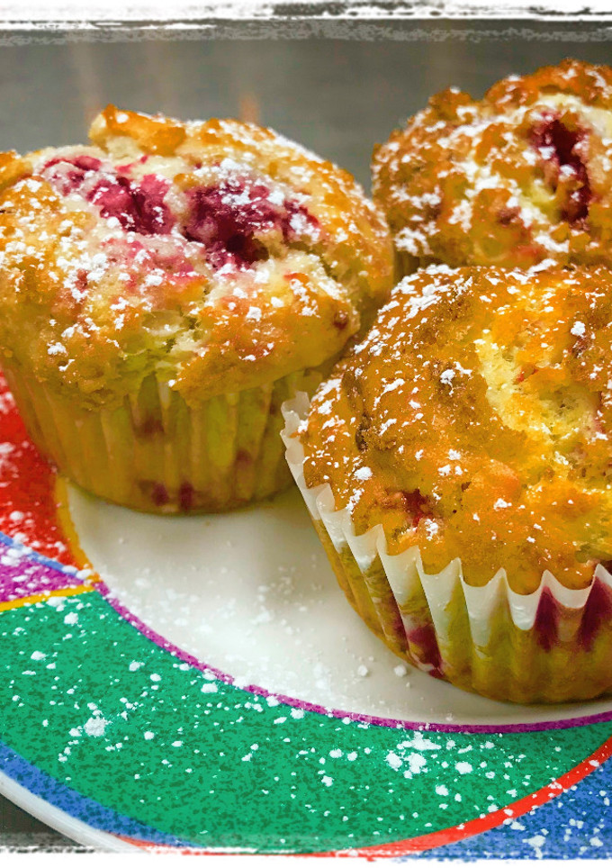 A picture of Sugar-Crusted Raspberry Muffins.