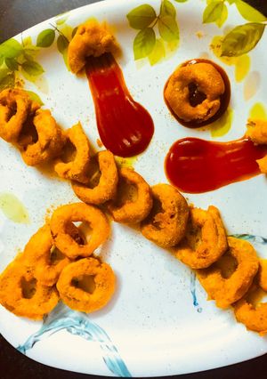 A picture of Crispy Karela Rings.