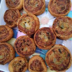 A picture of Pizza pinwheel.