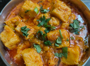 A picture of Authentic Kathiawadi Dhokli nu shaak/ sabzi.