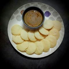 A picture of Instant rava idli.