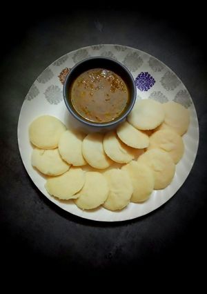 A picture of Instant rava idli.