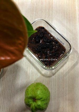 Hình của món Chè Đậu Đen Táo Đỏ.