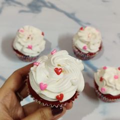 A picture of Red Velvet Cupcakes.