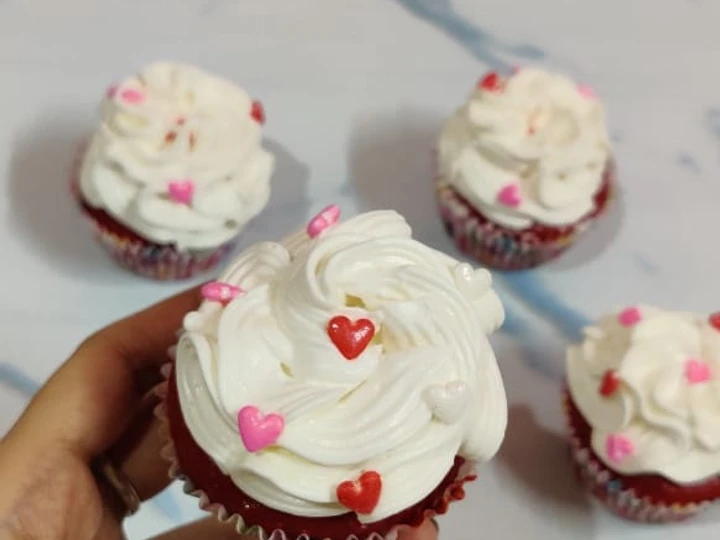 Easy Way Prepare Red Velvet Cupcakes the Can Spoil the Tongue So Delicious