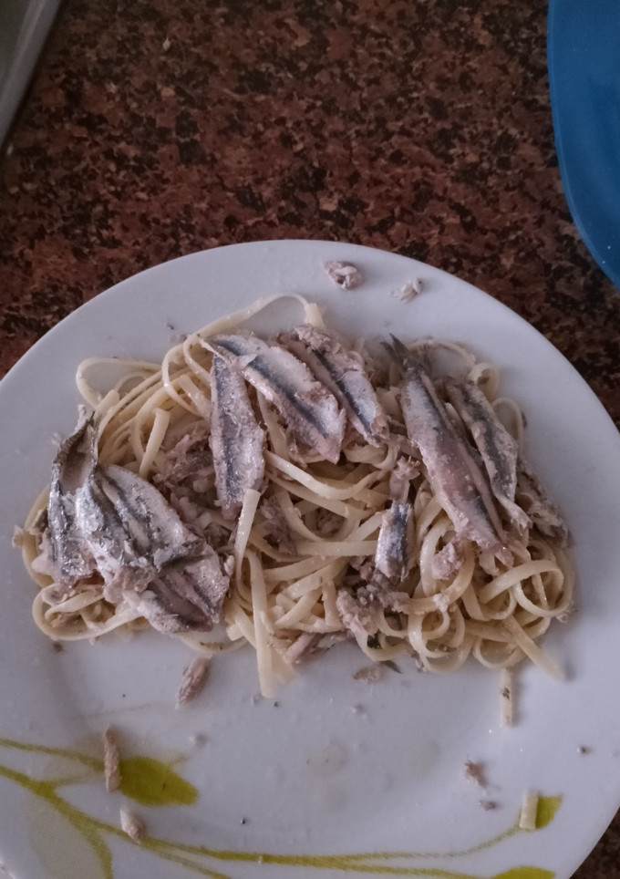 Una foto de Tallarines con Boquerones