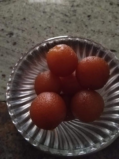 பனீர் ஜாமூன் (Paneer jamun Recipe in Tamil) செய்முறை முக்கிய புகைப்படம்