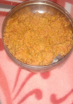 गाजर का हलवा (Gajar halwa recipe in hindi) रेसिपी मुख्य फोटो