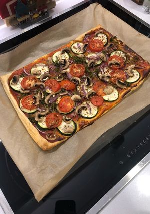 A picture of Veggie Pizza with pastry base.