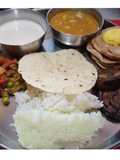 Lunch-Veg Thali