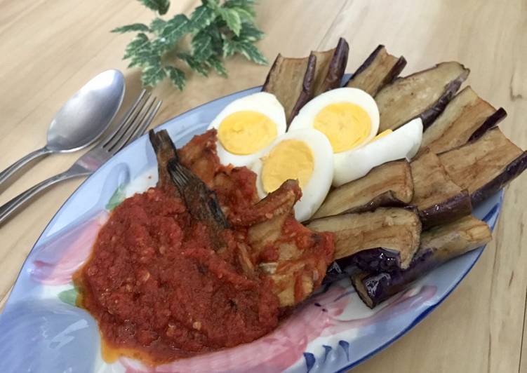 Sambalado asin gabus 3 in 1 (terong,telur)
