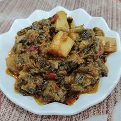 A picture of Spring Onion Sabji.