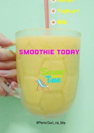 Hình của món Mango-Passion fruit smoothie.