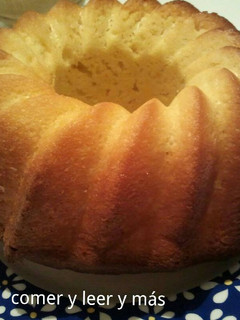 Una foto de Pastel de naranja fácil