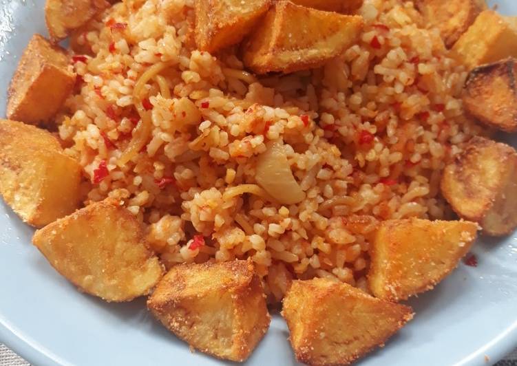 Resep: Nasi Goreng Potato Wedges yang Lezat