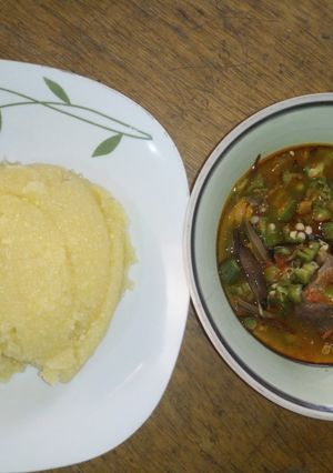 A picture of Ofe Ugba and eba.