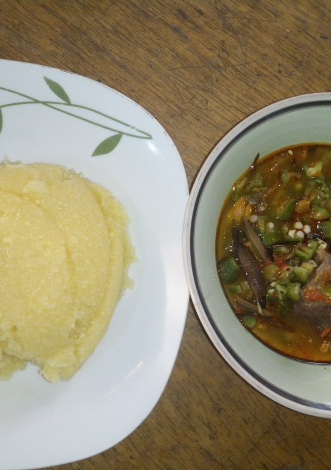 A picture of Ofe Ugba and eba.