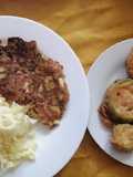 Aros de zapallo italiano rellenos y tortilla