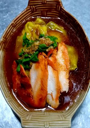 รูปของ เกี๊ยวน้ำไก่อบ
