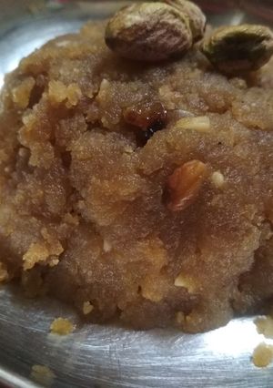 कणकेचा शिरा (kankecha sheera recipe in marathi) रेसिपी चे मुख्य फोटो 