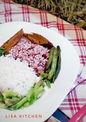 Foto resep Nasi Campur Merah Putih