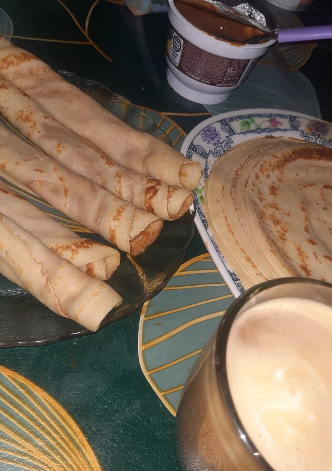 Una foto de Panqueques dulces 🥞🥛☕️🧉