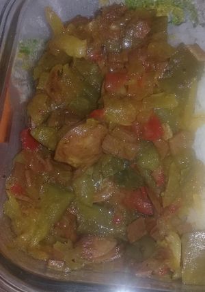 Una foto de Pepino con chorizo campesino