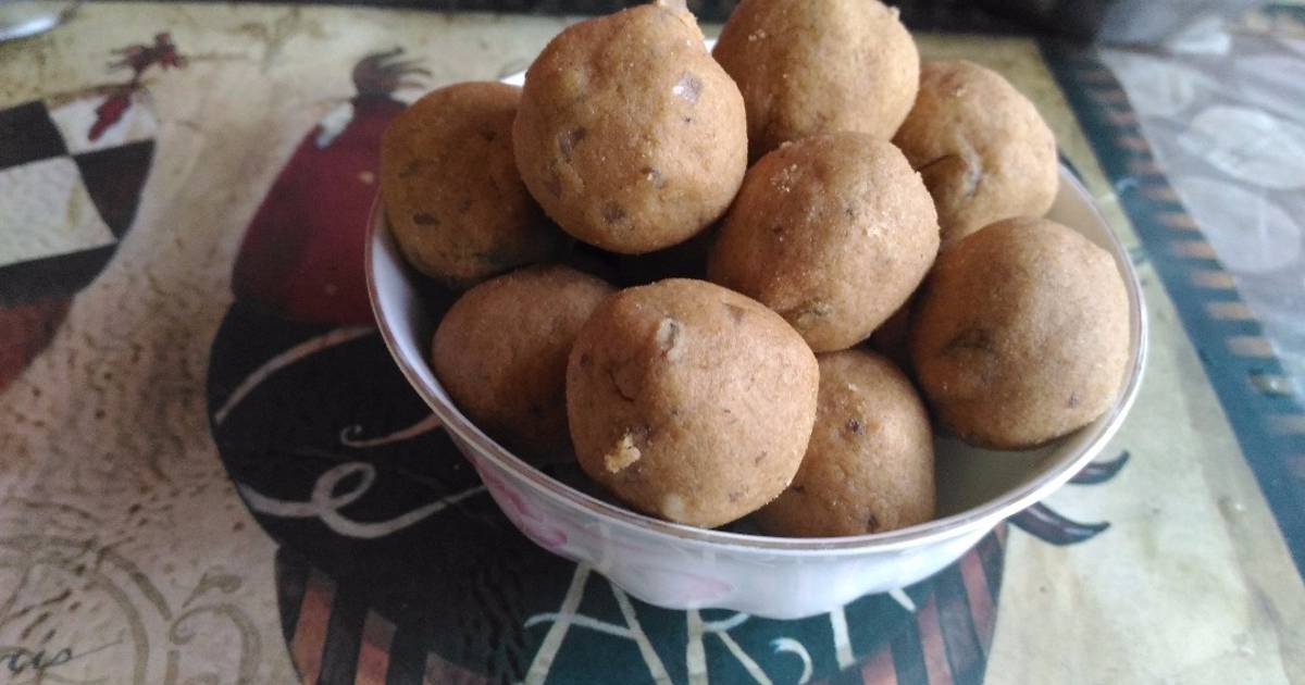 Wheat flour ladoo Recipe by Mukti Sahay Cookpad