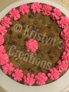 A picture of Cookie cake.