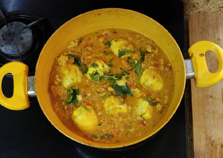 Wednesday Fresh Pondicherry Egg Curry