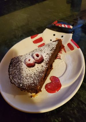 A picture of Jamaican Christmas Cake.
