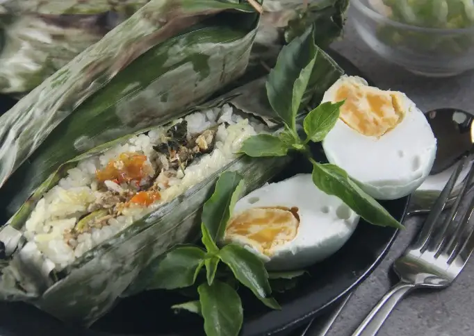 Nasi bakar cakalang sereh