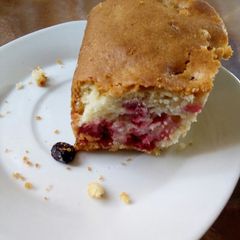 Mixed berry cake A picture of Mixed berry cake.
