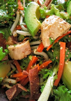 A picture of Chinese Chicken Salad Dressing.