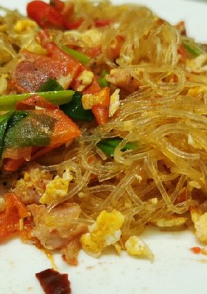 รูปของ แหนมผัดไข่ วุ้นเส้น