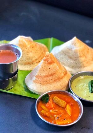 A picture of South Indian breakfast.