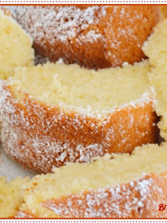 Una foto de Bizcocho clásico de yogurt (Thermomix)