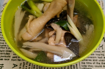 Cara Bikin Sop Ayam Jamur Untuk Pemula
