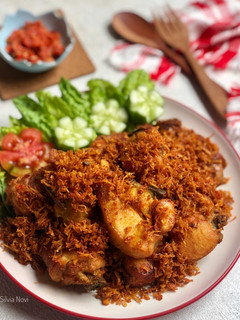 Foto resep Ayam Goreng Serundeng Kemiri