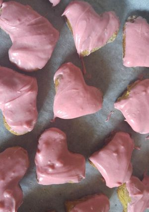Foto di Cuoricini di pasta frolla per la principessa Alice