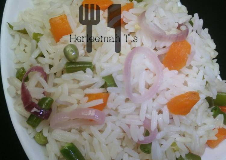 Simple stir fry vegetable rice