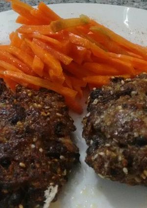 Una foto de Hamburguesas de cerdo y morcilla